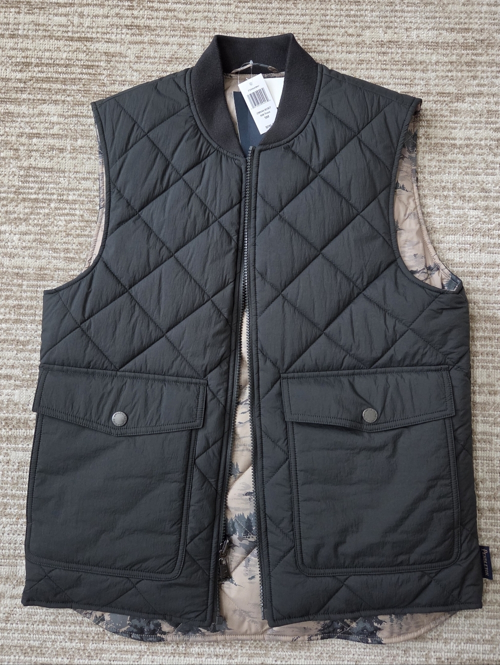 Pendleton Men's Wildwood Reversible Vest with NW Trees Print